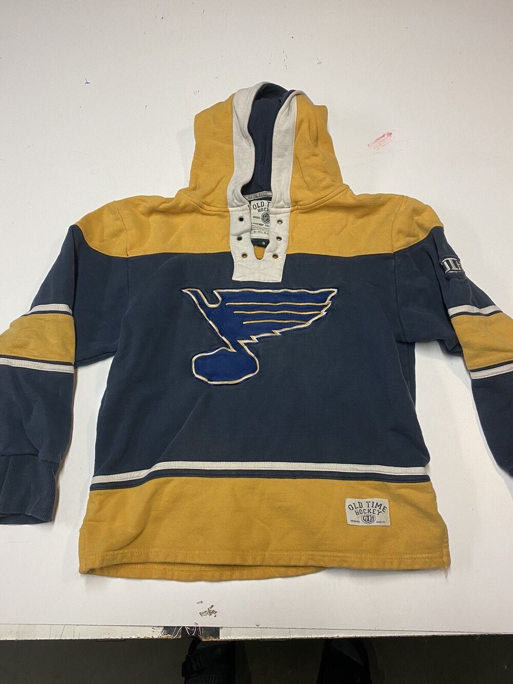 St. Louis Blues Hooded Sweatshirt Hoodie S NHL Old Time Hockey No String